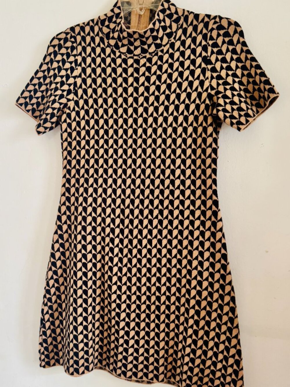 Mod meets mini in this chic little statement dress by Anthropologie - Picture 3 of 8